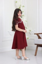 ⁦فستان بناتي تصميم فاخر⁩ - الصورة ⁦4⁩