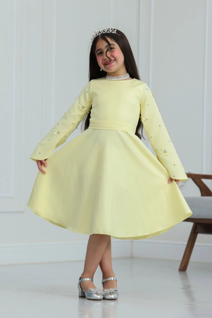 فستان بناتي ناعم اكمام