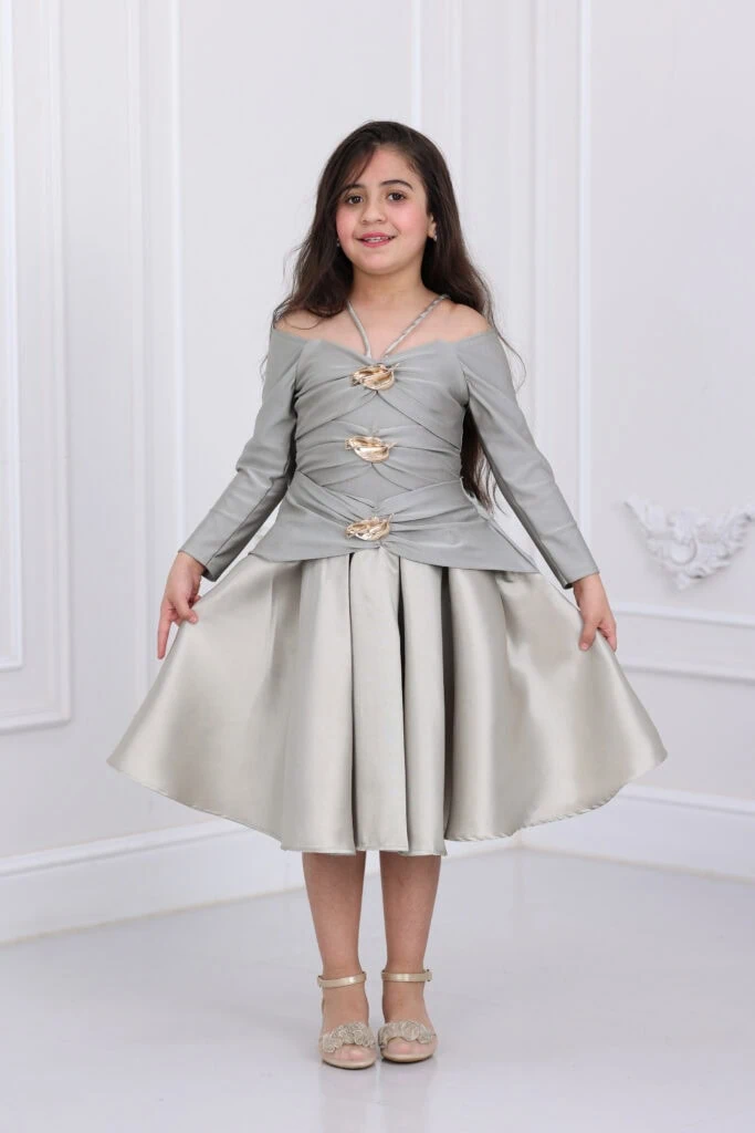 فستان بناتي فاخر مميز