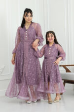 ⁦فستان دانتيل ناعم فخم⁩ - الصورة ⁦10⁩