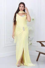 ⁦فستان مناسبات طويل فاخر⁩ - الصورة ⁦2⁩