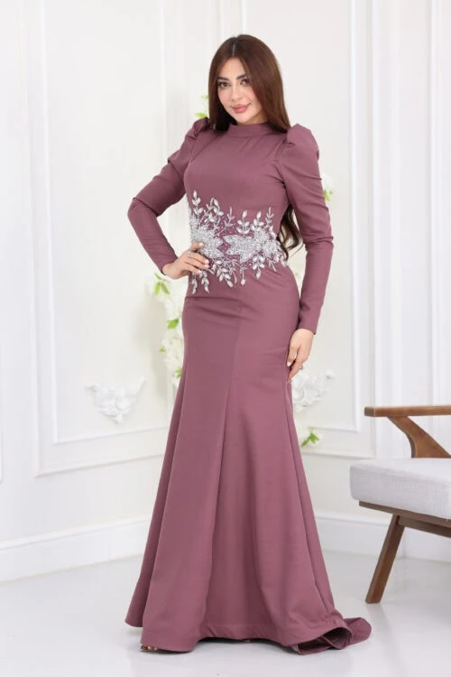 فستان مناسبات طويل فخم