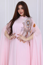 ⁦فستان ناعم بتطريز انيق⁩ - الصورة ⁦3⁩