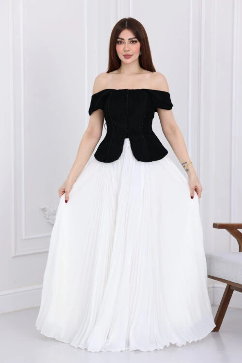 فستان ناعم طويل بليسيه