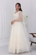 فستان سهرة مطرز فخم